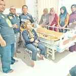 Puskom Pati Korwil Pati Menjenguk Ibunda dari Anggota Puskom Pati Yang Sakit